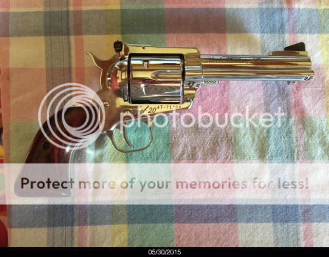 Ruger%20Blackhawk%20.45%20right%20side%20view_zps7oalxdic.jpg